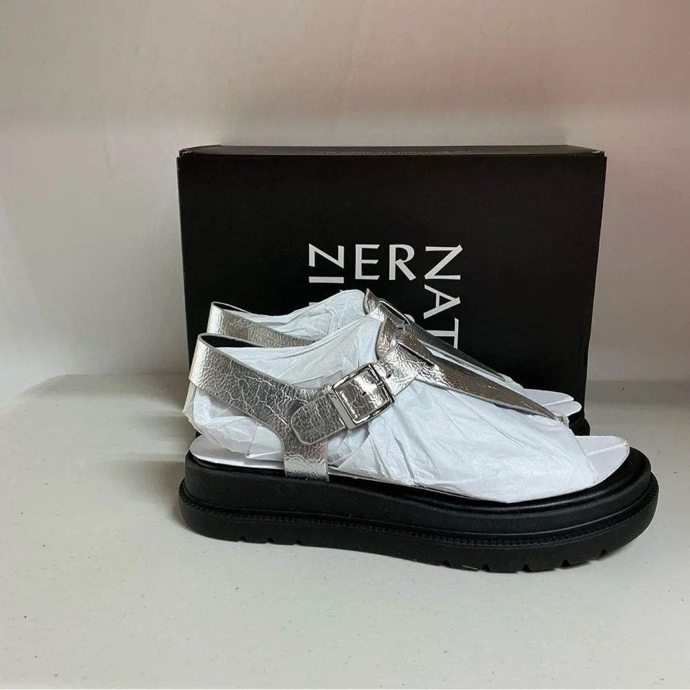 Alyssa T-Strap Thong Platform Sandals - Picture 8 of 8